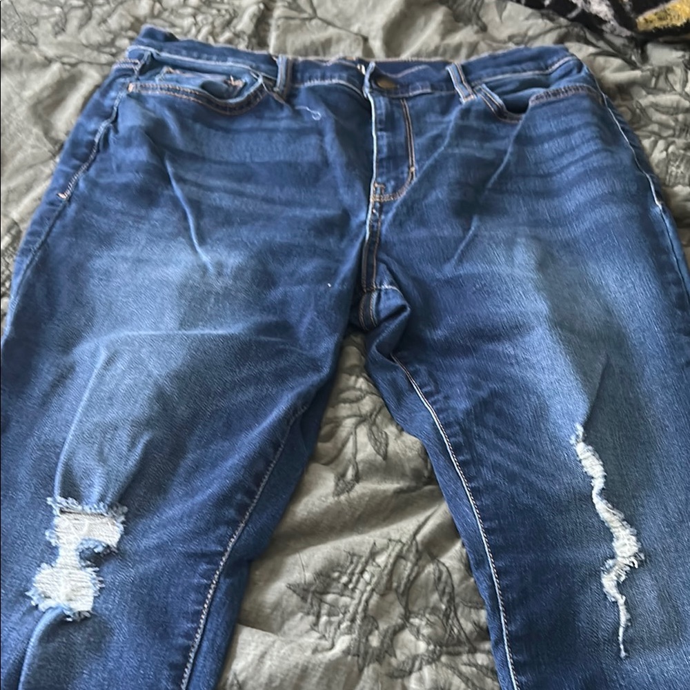 Women’s  Blue Distressed Jeans
